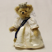 Queen Victoria Jubillee Edition 2019 35 cm Teddybr von Hermann-Coburg