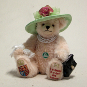 HM Queen Elizabeth II 90th Birthday Celebration Bear 35 cm Teddybr von Hermann-Coburg