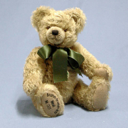Brumm-Brumm-Br Maxi (klein) Teddy Bear by Hermann-Coburg